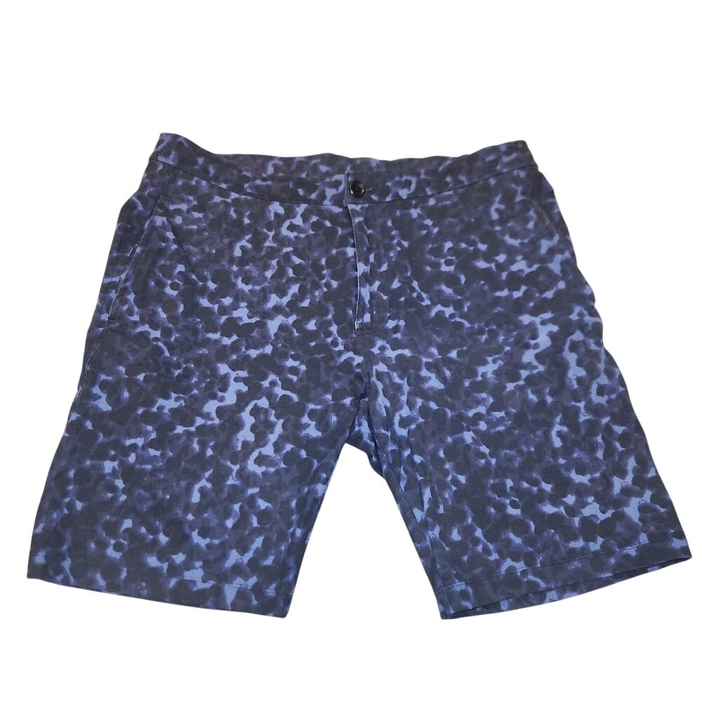 EUC Good‎ Man Brand Navy And Light Blue Design Shorts Sz Large